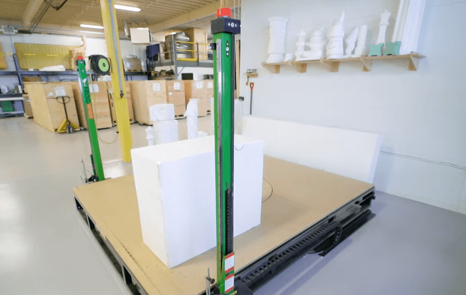 Hotwire Foam Cutting Machine